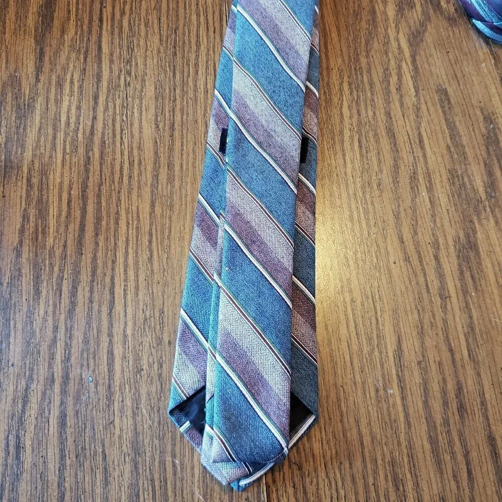 John Weitz Mens Purple And Blue Striped 3 Inch Wide Neck Tie